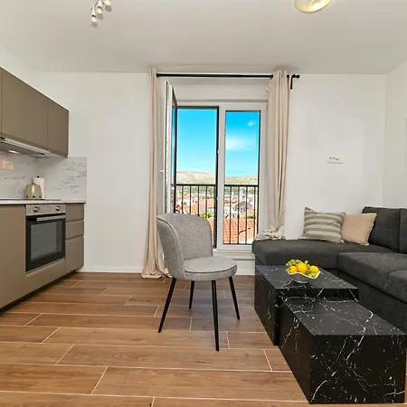 Downtown Maar Apartmán Trogir