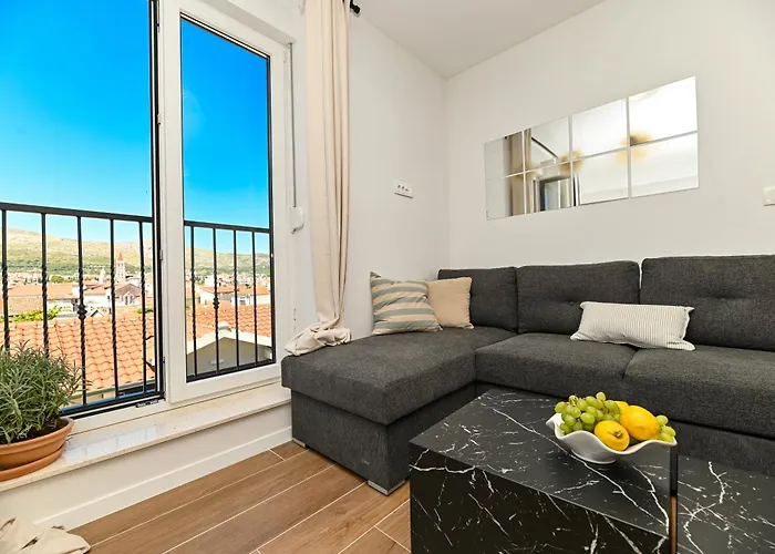Downtown Maar Apartamento Trogir