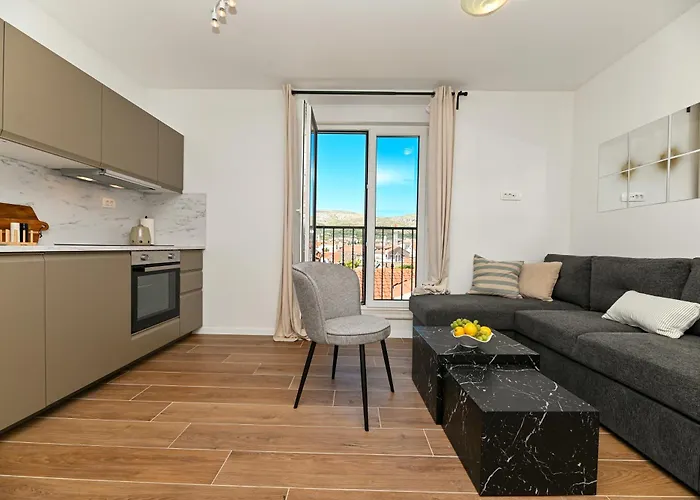 Downtown Maar Apartamento Trogir