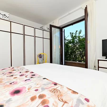 Appartamento Downtown Maar *